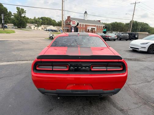 Torred Clearcoat 2016 Dodge Challenger R/T