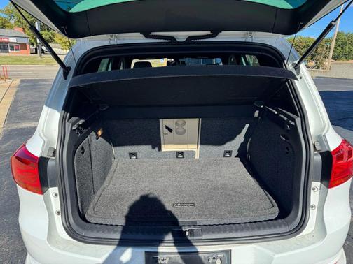 2016 Volkswagen Tiguan R-Line