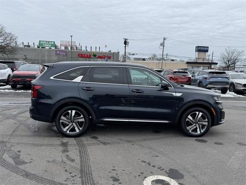 2023 Kia Sorento Hybrid EX