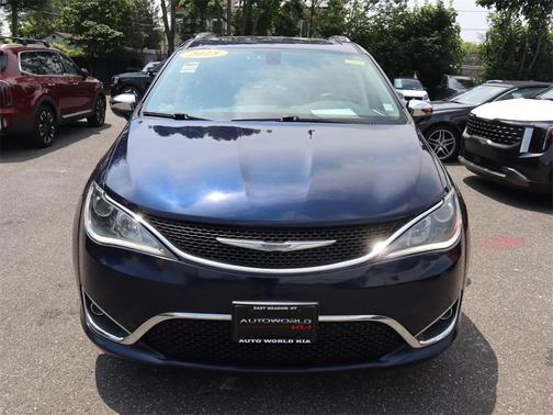 2018 Chrysler Pacifica Limited