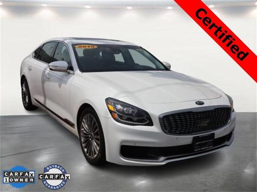 2020 Kia K900 Luxury