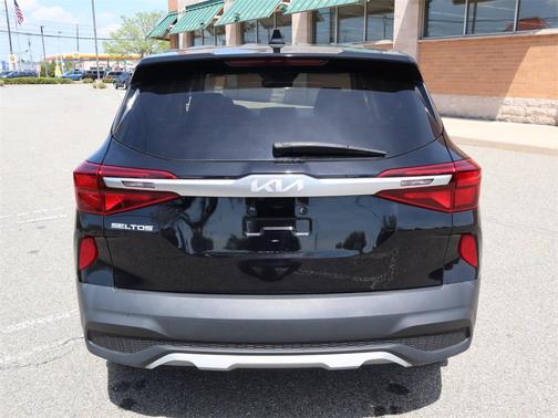 2023 Kia Seltos LX