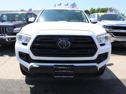 2018 Toyota Tacoma SR
