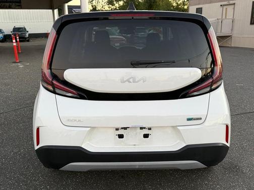 2023 Kia Soul EX