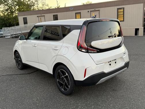 2023 Kia Soul EX