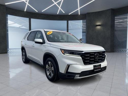 Platinum White Pearl 2024 Honda Pilot EX-L