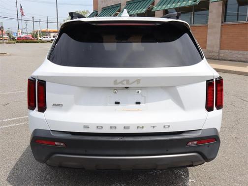 2022 Kia Sorento S