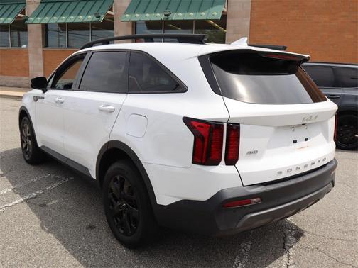 2022 Kia Sorento S
