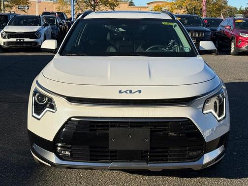 2024 Kia Niro EX Touring