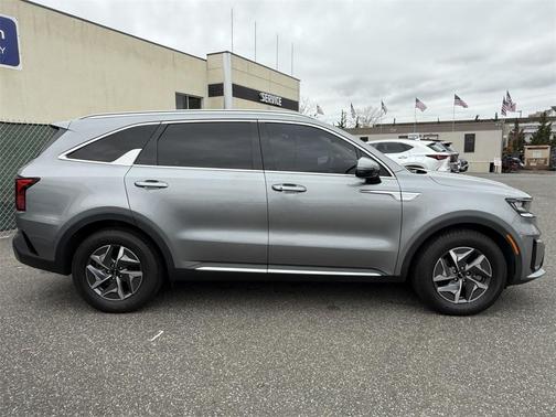 2022 Kia Sorento Hybrid EX