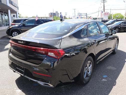 2023 Kia K5 LXS