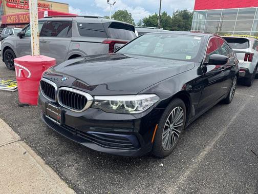 Jet Black 2020 BMW 530 i xDrive
