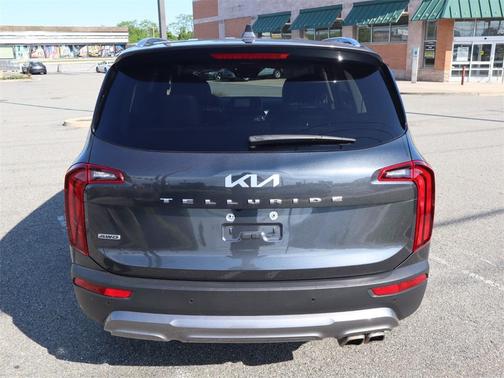 2022 Kia Telluride S