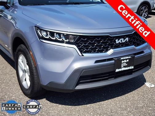 2022 Kia Sorento LX