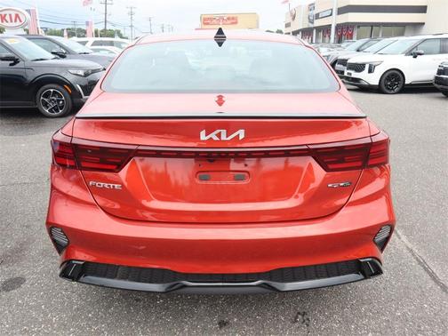 2023 Kia Forte GT-Line