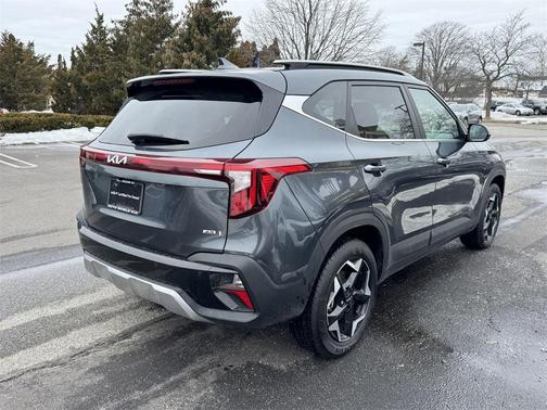 2025 Kia Seltos EX