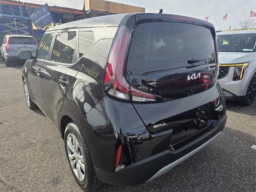 2023 Kia Soul LX