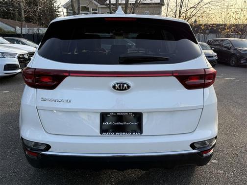 2022 Kia Sportage LX