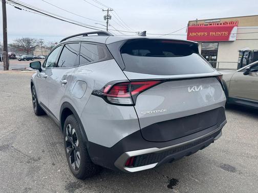 Wolf Gray 2023 Kia Sportage X-Line