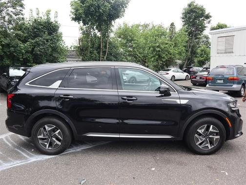 2022 Kia Sorento Hybrid S