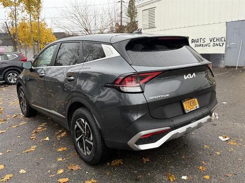 2023 Kia Sportage Hybrid LX
