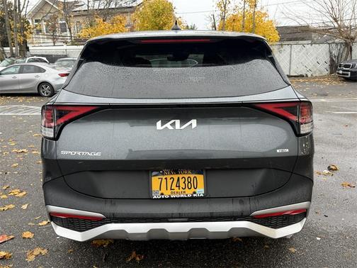 2023 Kia Sportage Hybrid LX