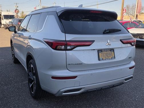 2022 Mitsubishi Outlander SEL