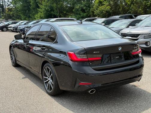 2020 BMW 330 i xDrive