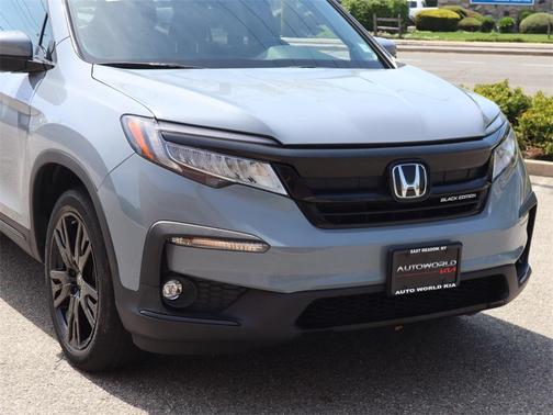 2022 Honda Pilot Black Edition