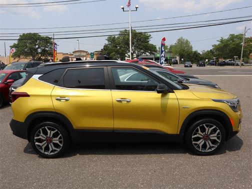 2023 Kia Seltos SX