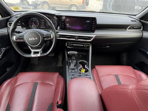 2022 Kia K5 GT-Line