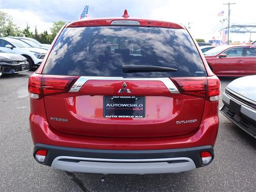 2019 Mitsubishi Outlander ES
