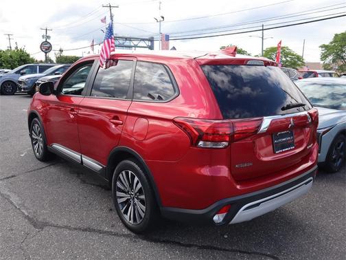 2019 Mitsubishi Outlander ES