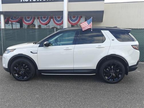 2022 Land Rover Discovery Sport SE