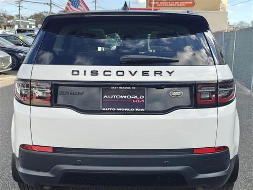 2022 Land Rover Discovery Sport SE