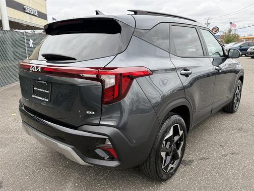 2025 Kia Seltos S