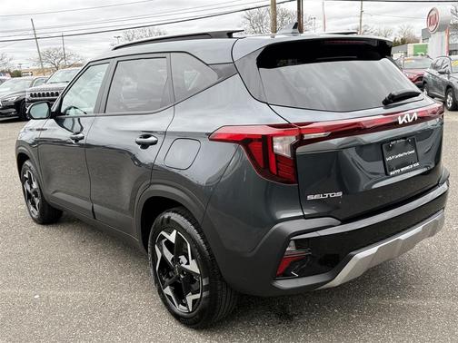 2025 Kia Seltos S