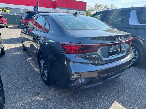 Gravity Gray 2023 Kia Forte LXS