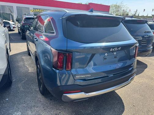 Mineral Blue 2025 Kia Sorento Plug-In Hybrid EX
