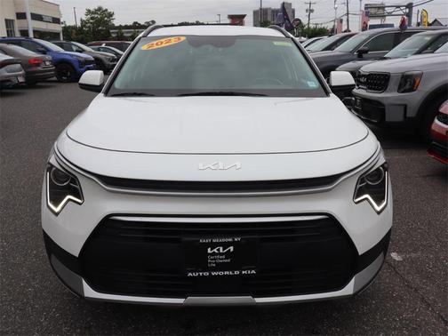 2023 Kia Niro EX