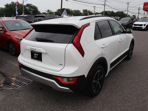 2023 Kia Niro EX