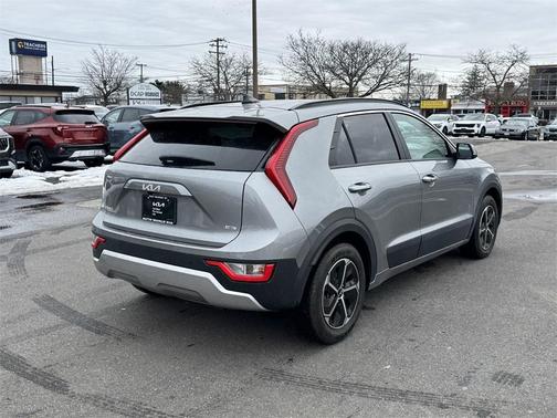 2023 Kia Niro EX
