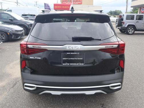 2023 Kia Seltos S