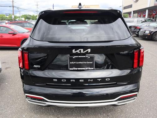 2022 Kia Sorento SX