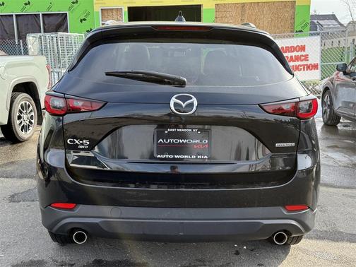 2023 Mazda CX-5 2.5 S Preferred Package
