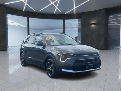 Graphite Gray 2023 Kia Niro EX