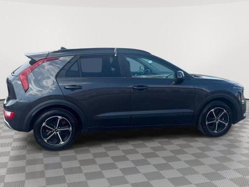 Graphite Gray 2023 Kia Niro EX