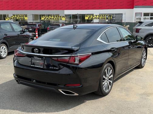 Obsidian Black 2021 Lexus ES 350 Base