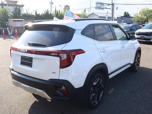 2024 Kia Seltos SX