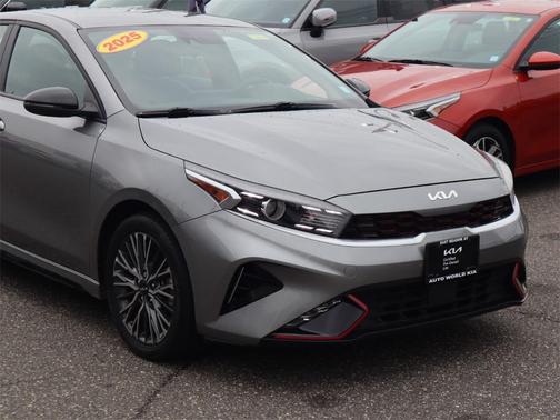 2022 Kia Forte GT-Line